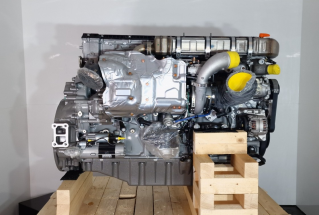 MTU 6R1500 engine